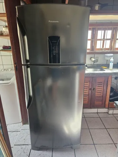 Geladeira Panasonic com defeito