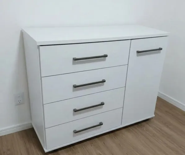 Vendo Cômoda