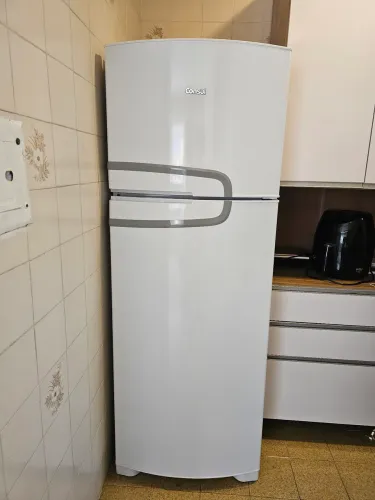Geladeira Consul 2 portas 340L