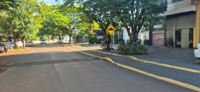 SALA COMERCIAL 35M MOBILIADA PERTO SHOPPING JL