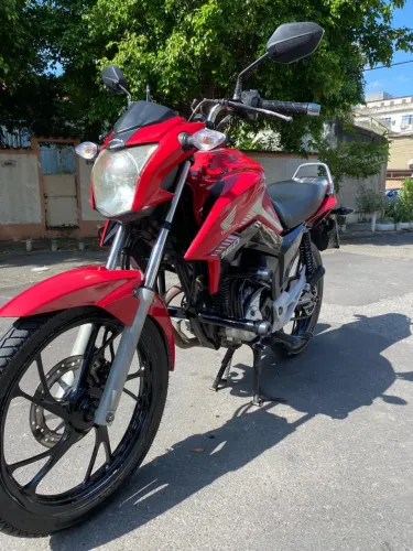 Titan 160