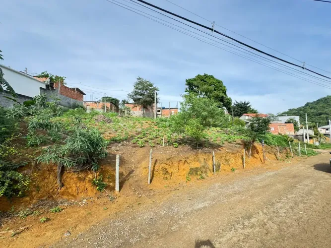 LOTE PROLAR ESQUINA COM 421M2 - Cariacica - ES