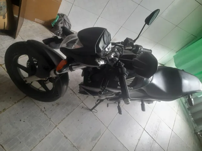 Moto de leilão para interior 