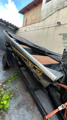 Barco completo canoa com motor e berço 