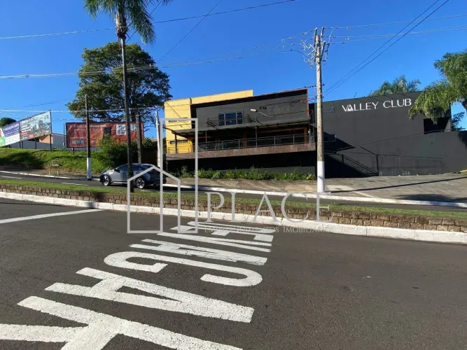 Salão Comercial para Aluguel no Centro de Marília (450 m²)