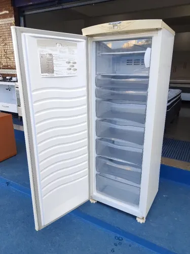 Freezer Brastemp Frost Free de 276 litros