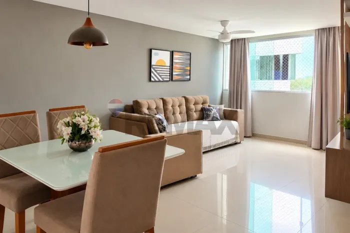 "Encantador Apê 108m² à Venda na Ponta Verde"