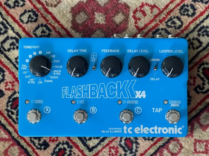 TC Electronic Flashback X4