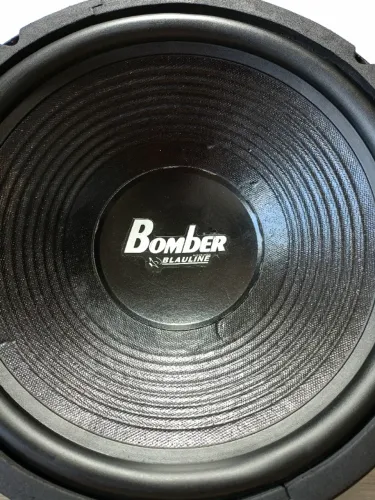 Antigo subwoofer Bomber Blauline 12 alto falante