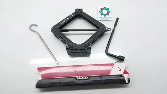 Kit Macaco Chave Roda Triangulo Chevrolet Onix Ano 2016 2017