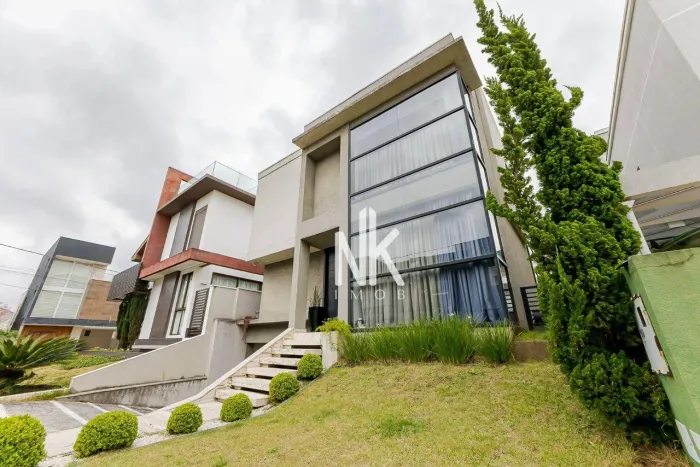Casa com 3 dormitórios à venda, 297 m² por R$ 2.300.000,00 - Pinheirinho - Curitiba/PR