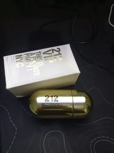 212 VIP Carolina Herrera - Perfume Feminino