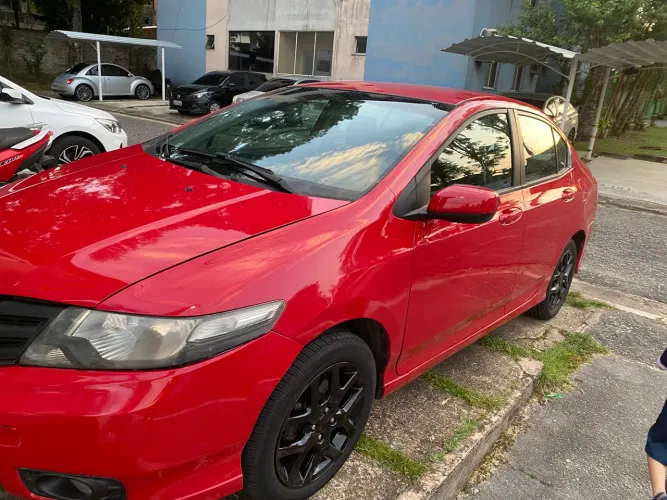 Honda City Sedan Sport 1.5 Flex 16V 4P Mec. 2014