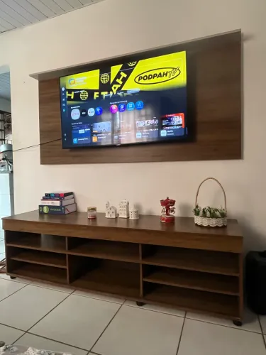 Rack e Painel - R$: 300,00