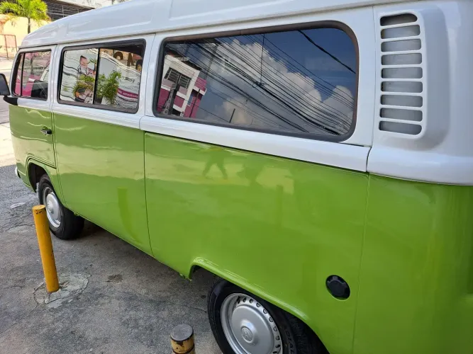 Volkswagen Kombi Standard 1.4 MI Total Flex 8V 2013
