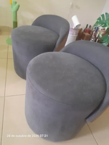 Puff estilo poltrona