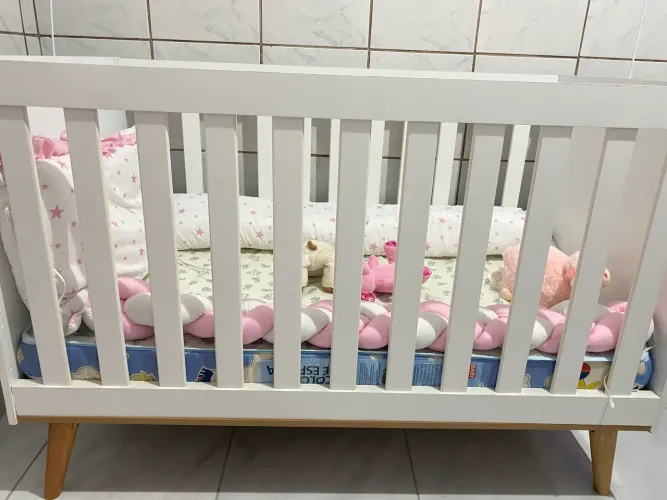 Vendo berço americano seminovo