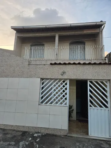 Casa à Venda - Bairro Olaria