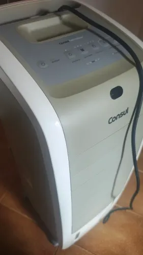 Vendo climatizador da consul com defeito 