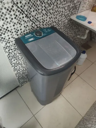 Tanquinho de lava roupa