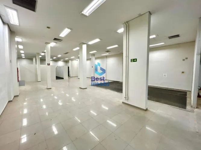Loja Comercial com 400m2 Estrutura Completa e Excelente Localização