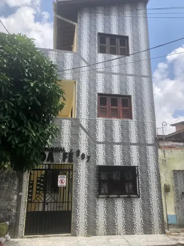 Apto na Parquelândia c/1 quarto, próx. Av.Jovita Feitosa. Primeiro aluguel grátis