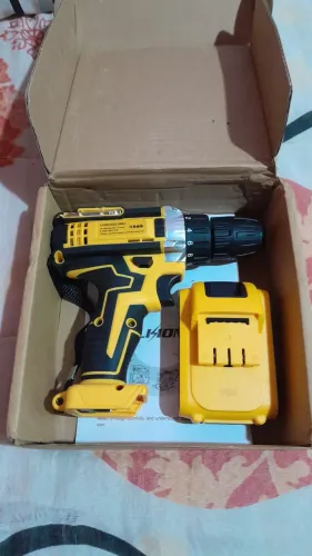 Vendo parafusadeira nova