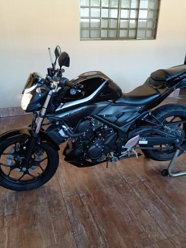 Vende moto , único dono 
