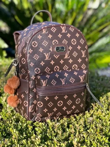 Mochila castanha Louis Vuitton Monograma Unissex