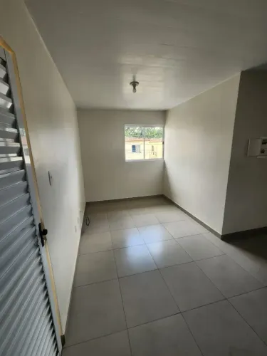 Alugo Apto no Super Life Coqueiro, c/ 3 quartos, sendo 1 suíte, quarto e cozinha c/ armári