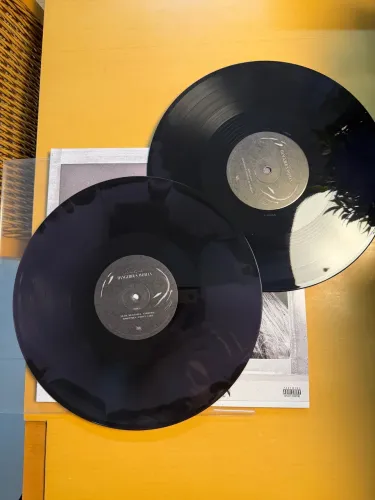 LP Ariana Grande - Dangerous Woman (Purple & Black Swirl) - Importado