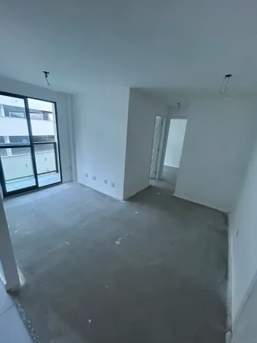 DEIXE SEU LAR AINDA MAIS LINDO COM PISOS LAMINADOS