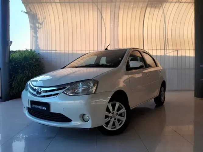 Toyota Etios XLS Sedan 1.5 Flex 16V 4P Aut. 2017