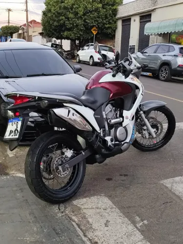 TRANSALP 700cc ANO 2011