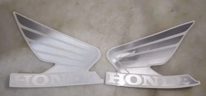 Adesivo Asas Honda para tanque de moto
