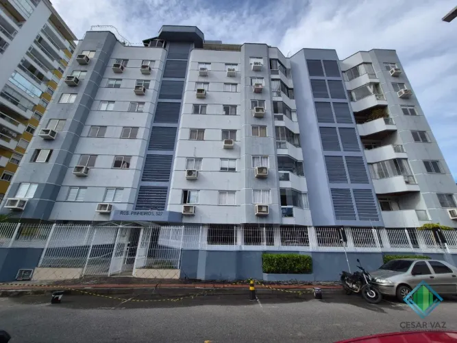 Apartamento em ótima localização no bairro Campinas.