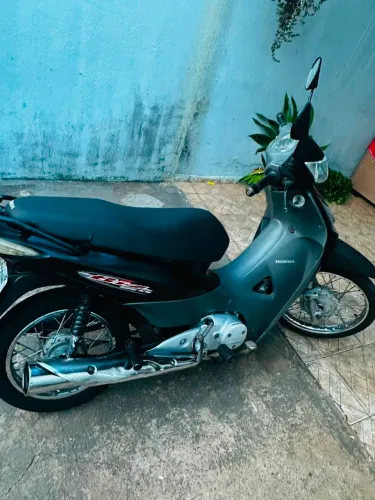 Minha prima tá vendendo essa biz dela