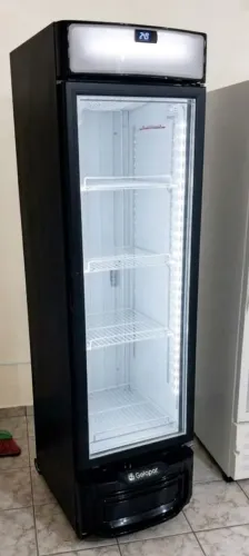 Conservador Vertical GELOPAR 315L Ar Forçado ( Pouquíssimo uso )