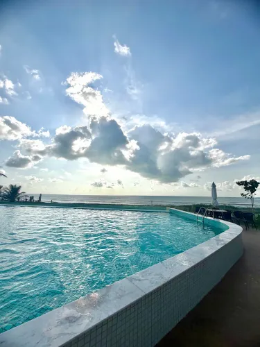 Apartamento 74m² - beira mar - ponta de campina 100% mobiliado