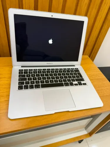 MacBook Air 13? (2011), processador Intel, 8GB de memória RAM, SSD de 128GB