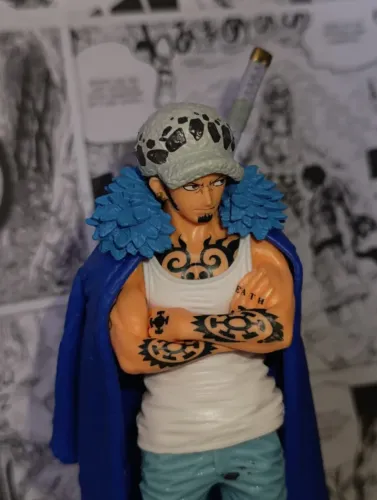 OPORTUNIDADE | Boneco Action Figure Trafalgar Law One Piece