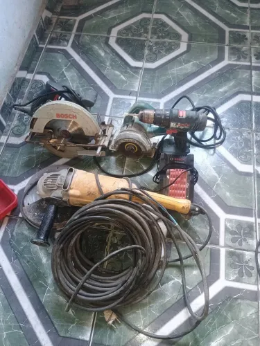Maquita , lixadeira, serra circular, parafusadeira elétrica, extensão