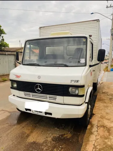 MERCEDES BENZ 710