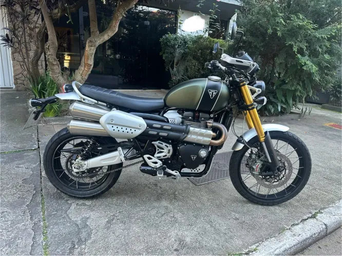 Triumph Scrambler 1200 XE