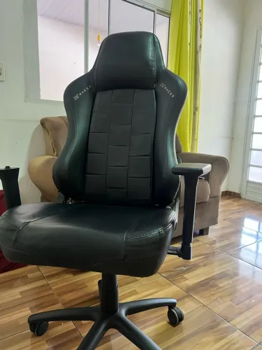 Cadeira Gamer XT Racer Reclinável