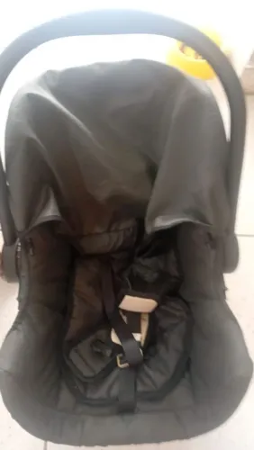 vendo bebê conforto 400 preto