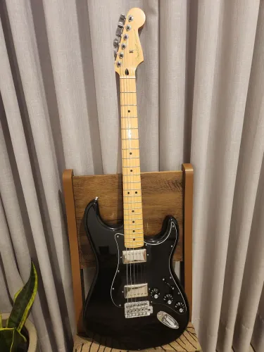 Fender Blacktop