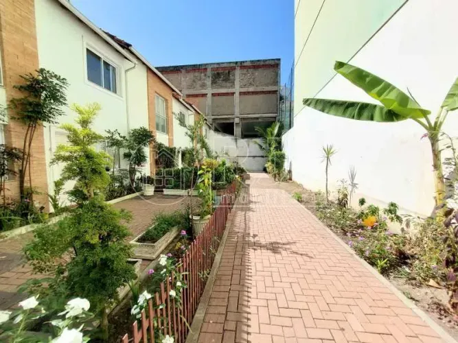 Casa de Vila - Duplex / Residencial / Catete