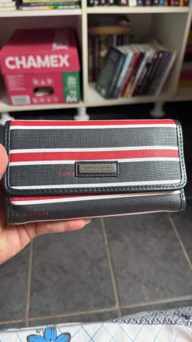 Carteira ORIGINAL Feminina Tommy Hilfiger - Nova com Etiquet