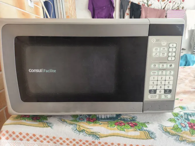 Microondas Consul,25 lts,110 volts, entrego e dou garantia